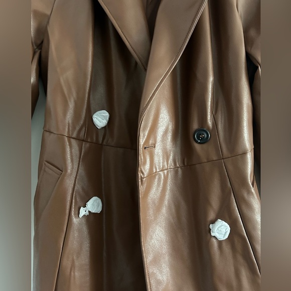 Faux leather trench coat - Picture 2 of 4